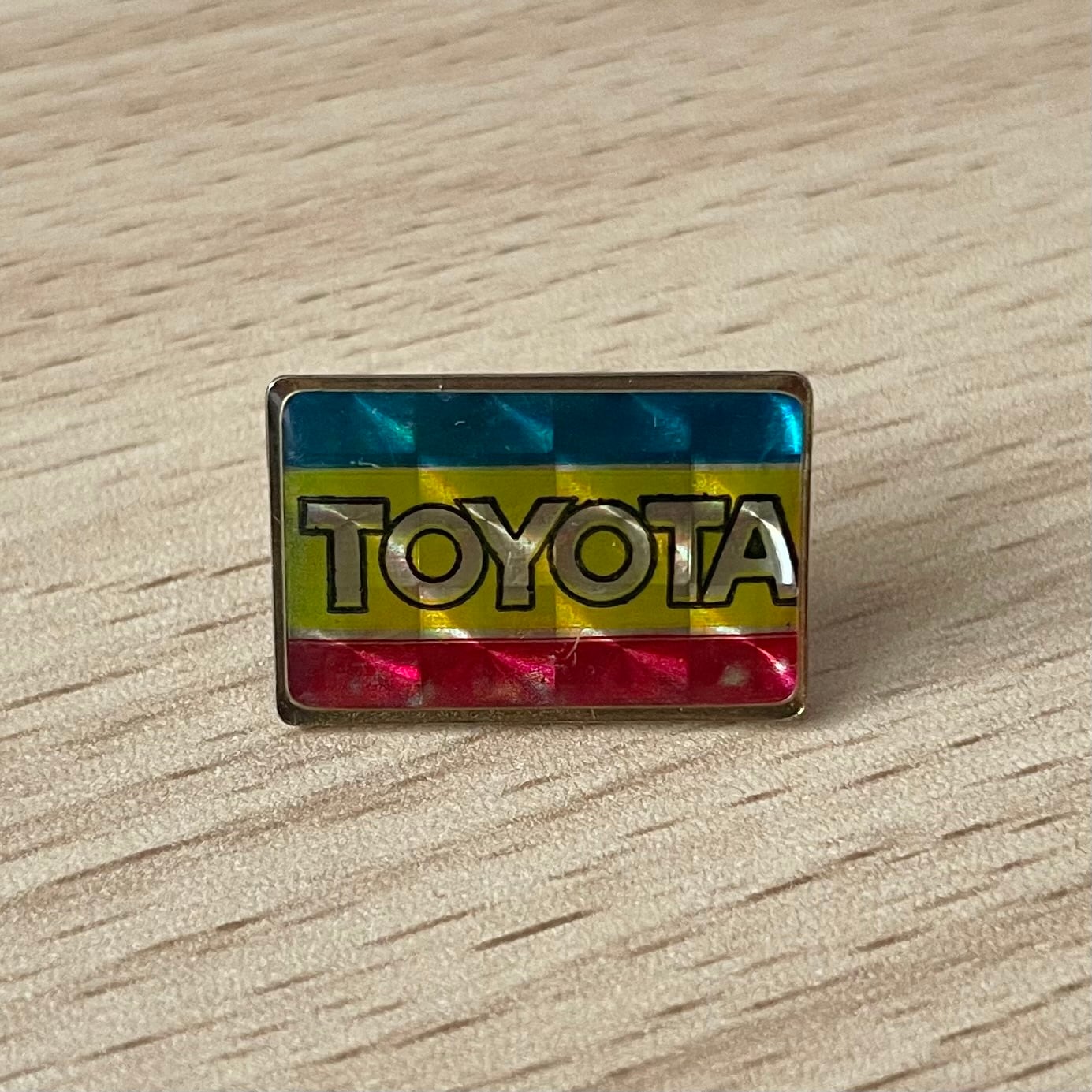 【Good】TOYOTA ピンバッジ