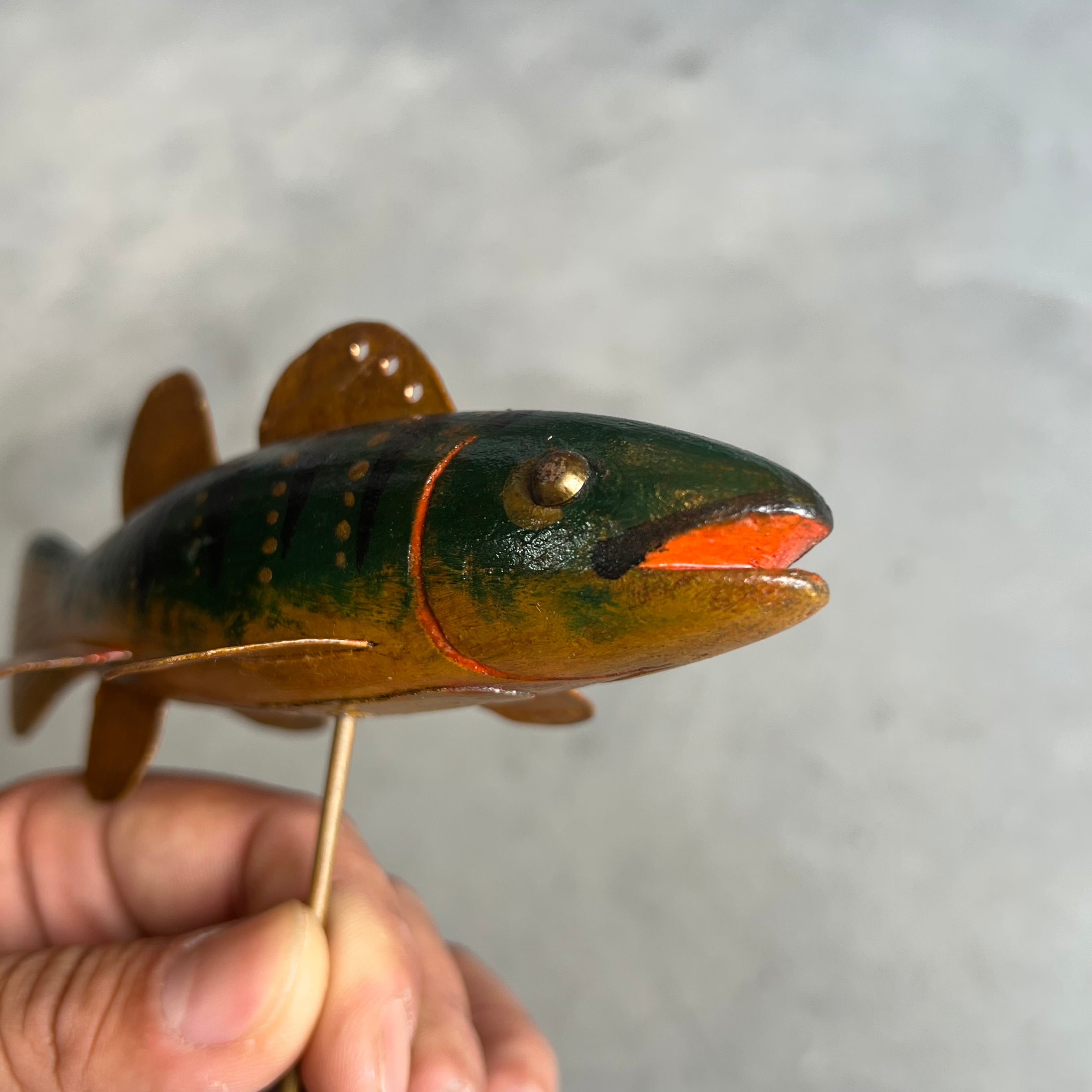 FOLK ART FISH OBJECT | BUFF STOCK YARD