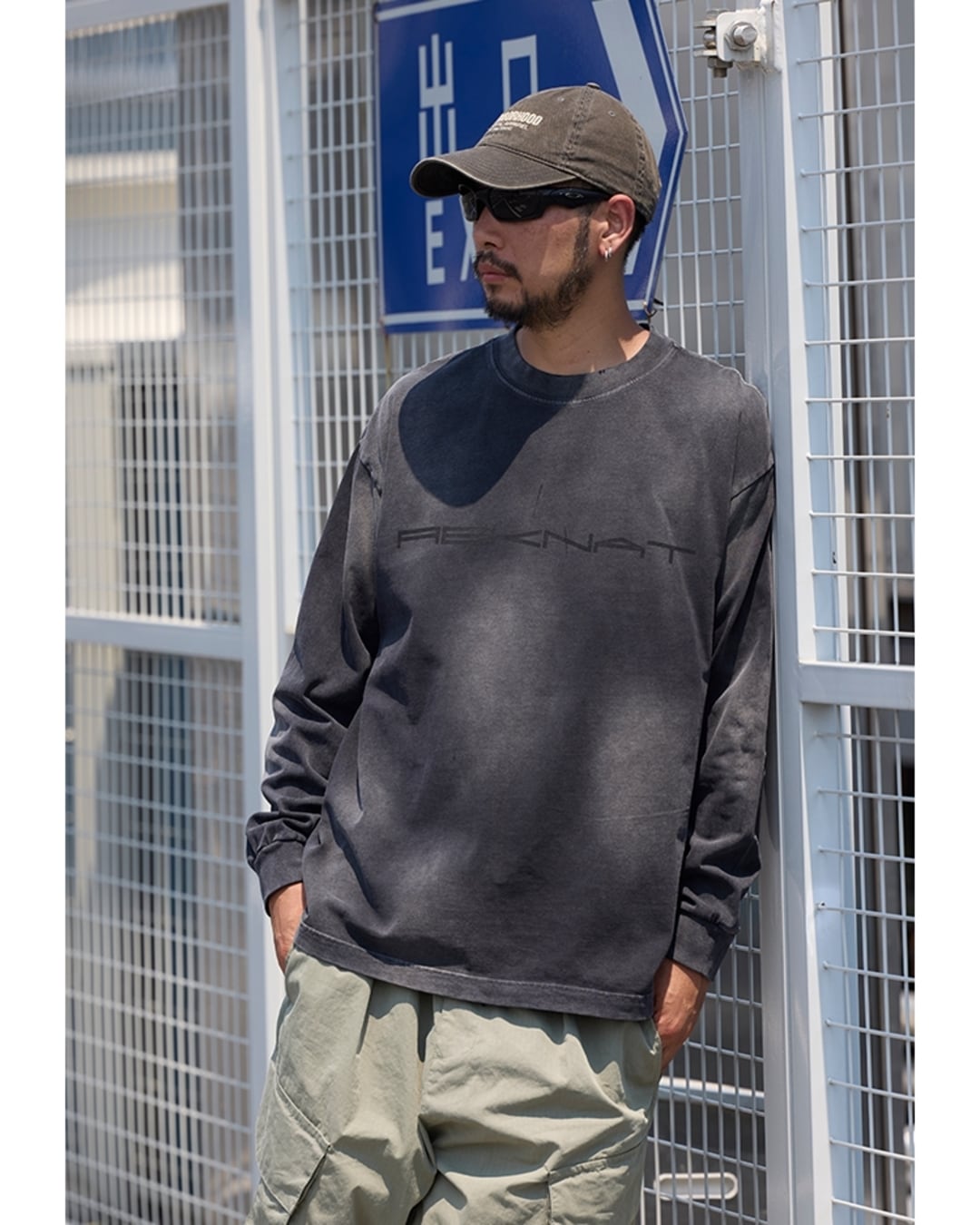 Long Sleeve Crew Neck Box Silhouette T-Shirt x00725 | XPOSE