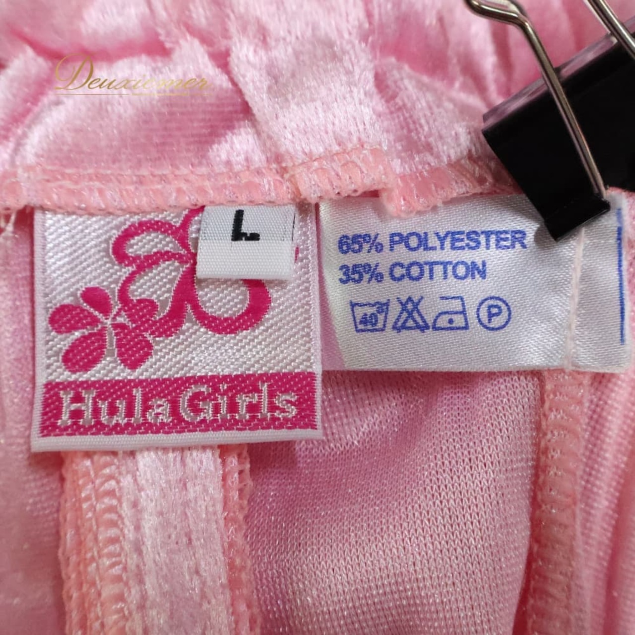 フラダンス 衣装 HULA GIRLS フラガールズ ワンピース ドレス ピンク系 チューブトップ ワンカラー 光沢 無地 かわいい 華やか 鮮やか 明るい 上品 きれい 高級感 ハワイアン アロハ フラ ダンス レッスン 練習 フラダンスドレス