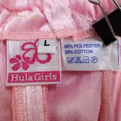 フラダンス 衣装 HULA GIRLS フラガールズ ワンピース ドレス ピンク系 チューブトップ ワンカラー 光沢 無地 かわいい 華やか 鮮やか 明るい 上品 きれい 高級感 ハワイアン アロハ フラ ダンス レッスン 練習 フラダンスドレス