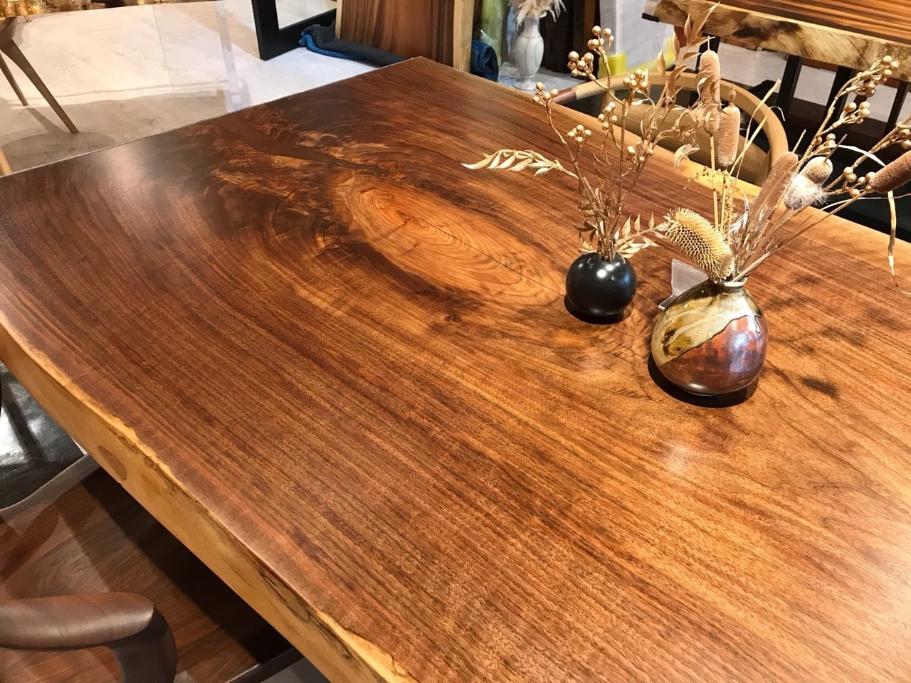 ウォールナット_1810×880-980×55_横浜元町店_テーブル天板/一枚板