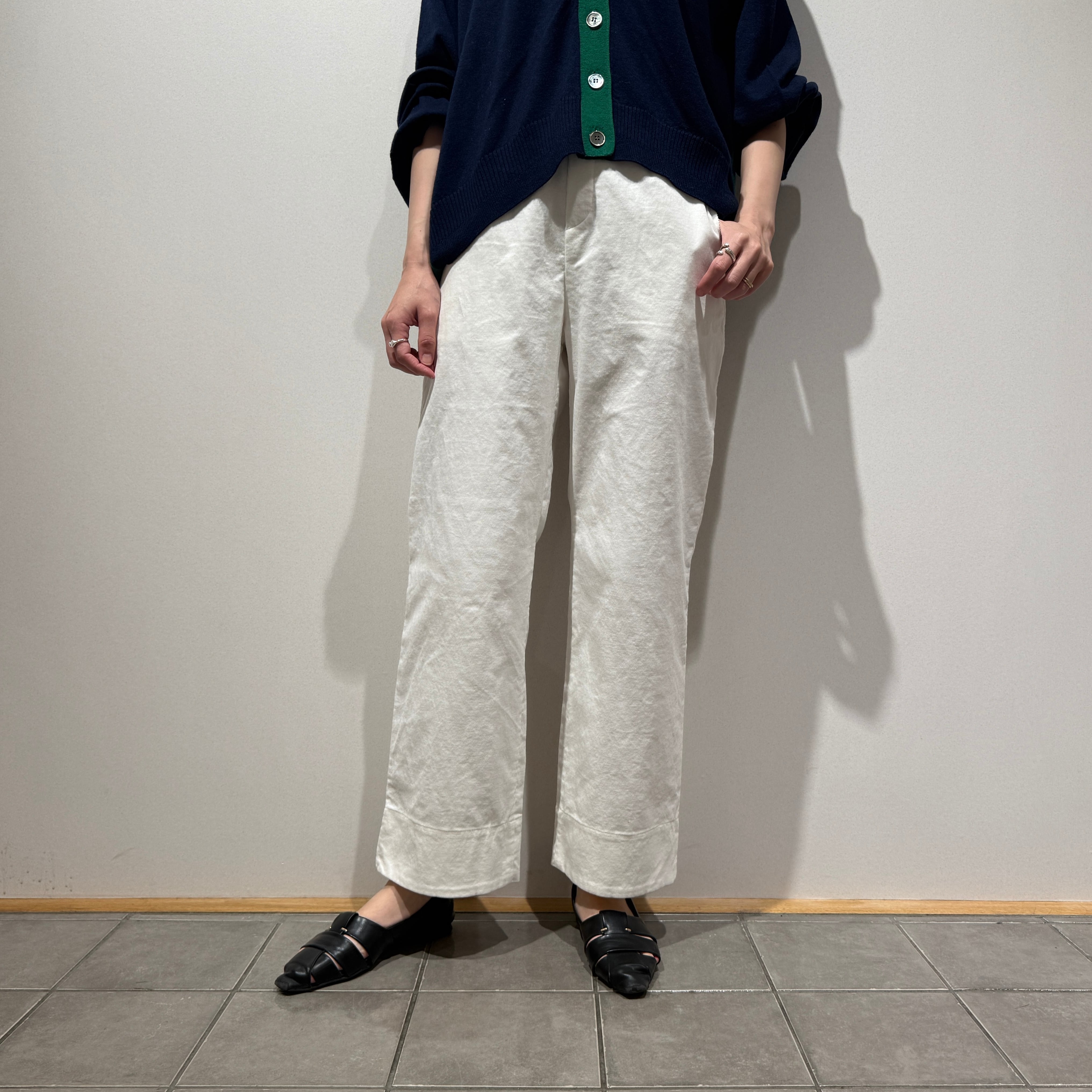 ストレッチコーデュロイパンツ