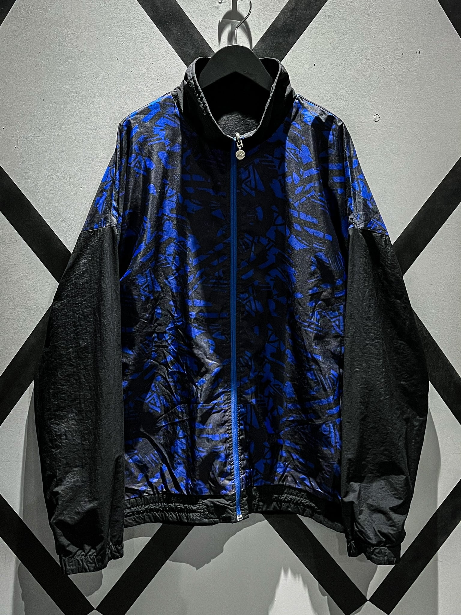 X VINTAGE】