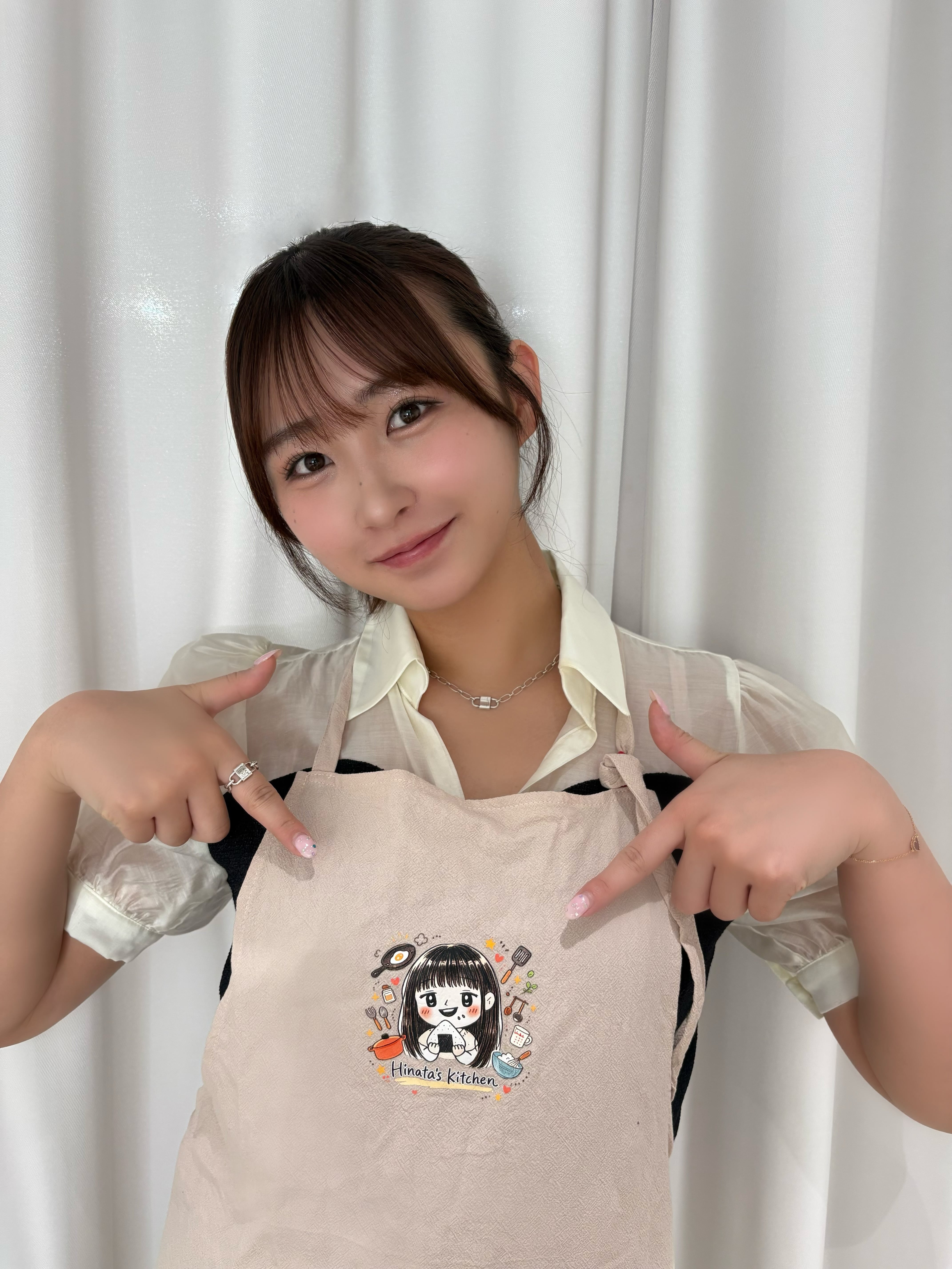 松本日向 | TRUSTARタレントグッズ販売サイト