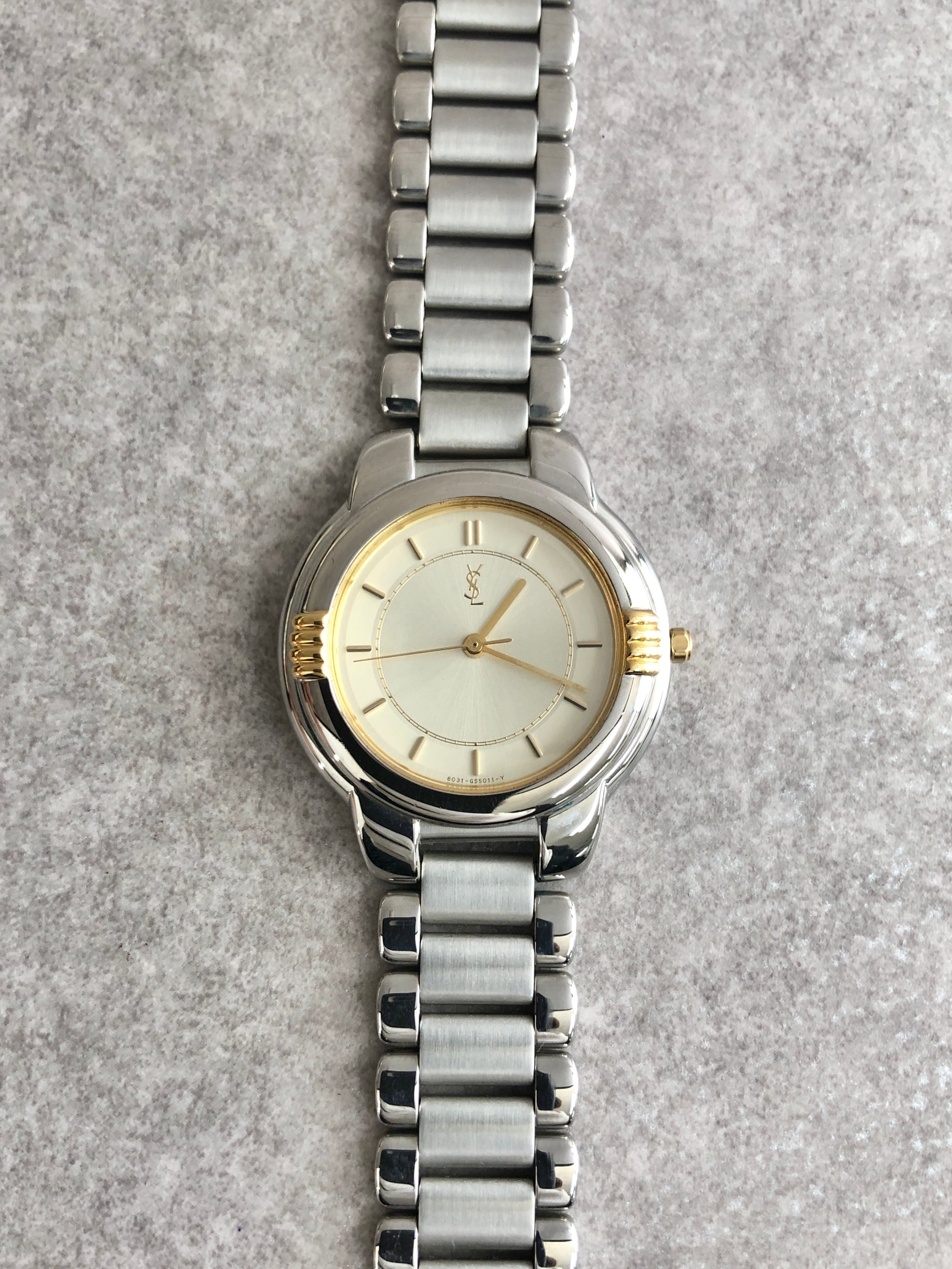 Yves Saint Laurent イヴ・サンローラン 腕時計 シルバー YSL