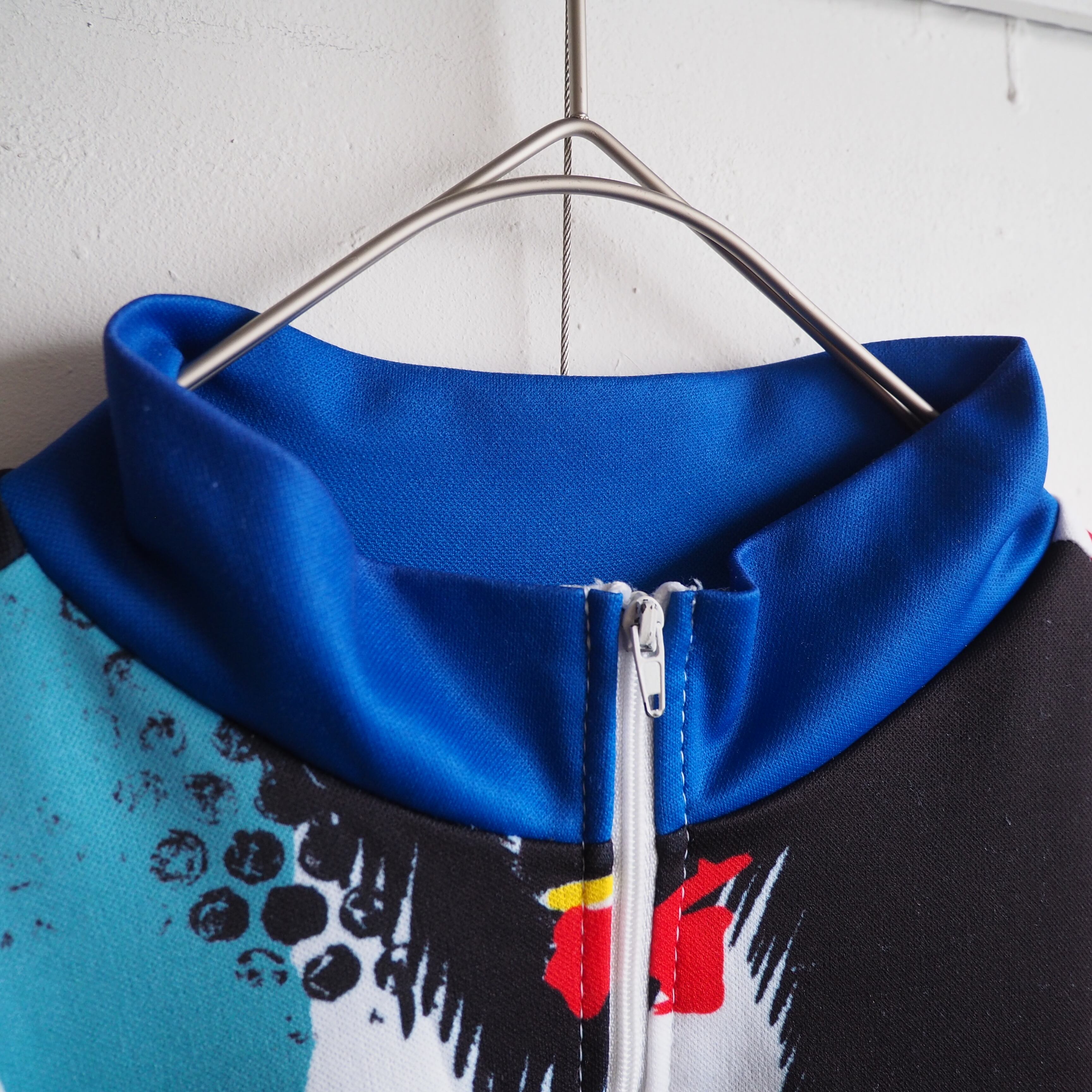 1990s Psychedelic chaos art painted vintage half zip Tee