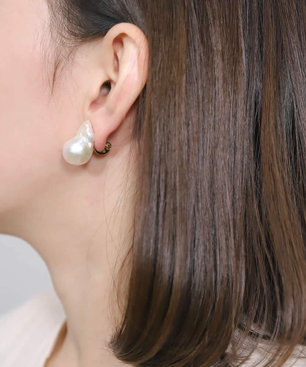 baroque pearl stud pierce/earring〈高品質 Sクラス〉 | LARICA
