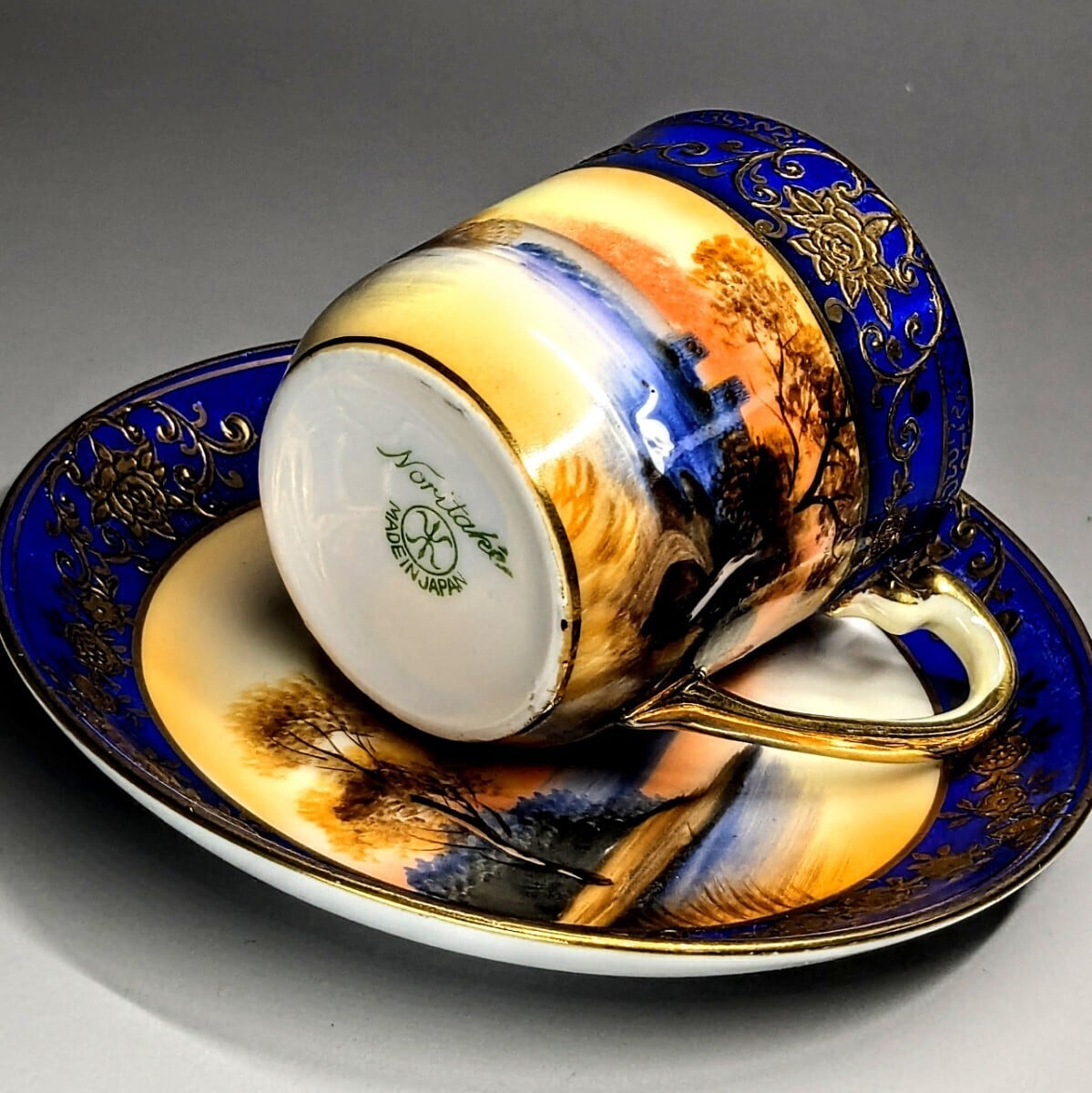 オールドノリタケ 有名パターン 金盛上藍帯イギリス 金彩湖畔 オールドノリタケ 有名パターン 金盛上藍帯イギリス 金彩湖畔