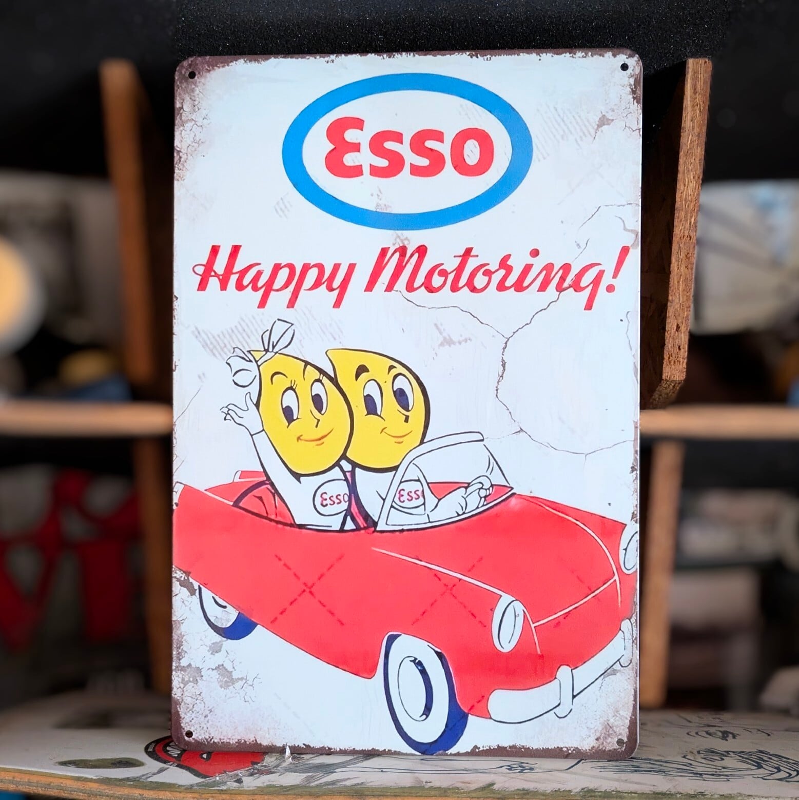 送料無料！ちょうどいいブリキ看板 【 ESSO ( エッソ )  / エッソ石油 】『 エッソボーイ&エッソガール 』 METAL SIGN / メタルサイン / ブリキ看板 / サインボード / ビンテージ加工〚アメリカン雑貨 アメトイ〛