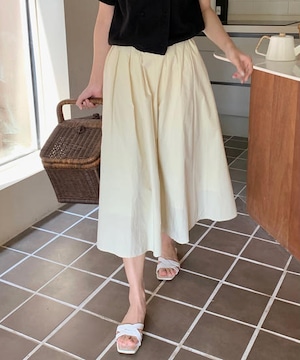 《即納商品》fleeng long skirt (butter / beige / navy)