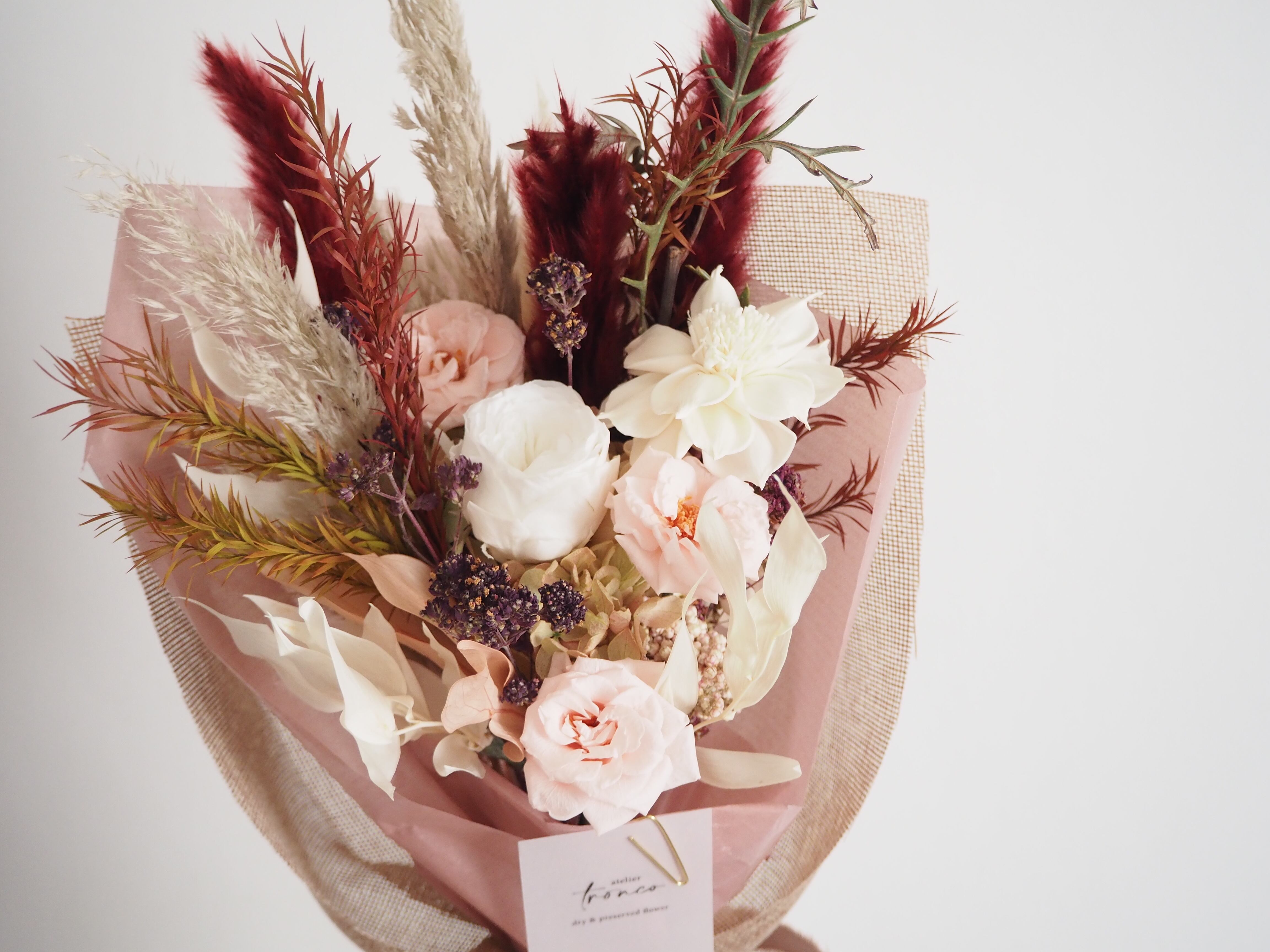 フレンチマリアンヌのプリザーブドフラワー フェミニンブーケ bouquet