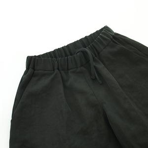 MOUNTEN. bright twill midi cargo - black_2