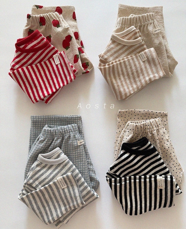 《入荷待ち》送料無料【Aosta】Moment T