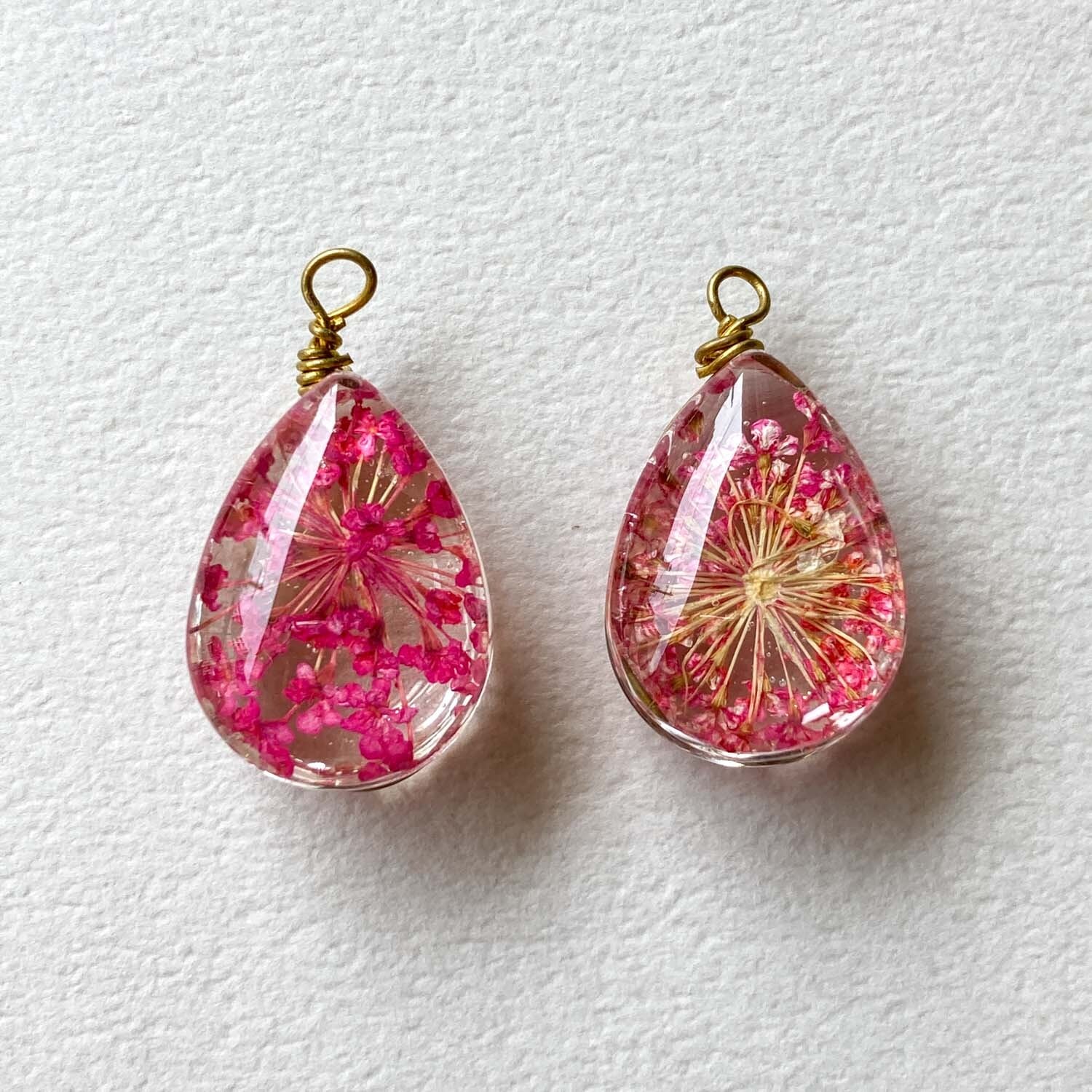 再入荷〉押し花入りしずくチャーム | Dua-アクセサリーパーツショップ