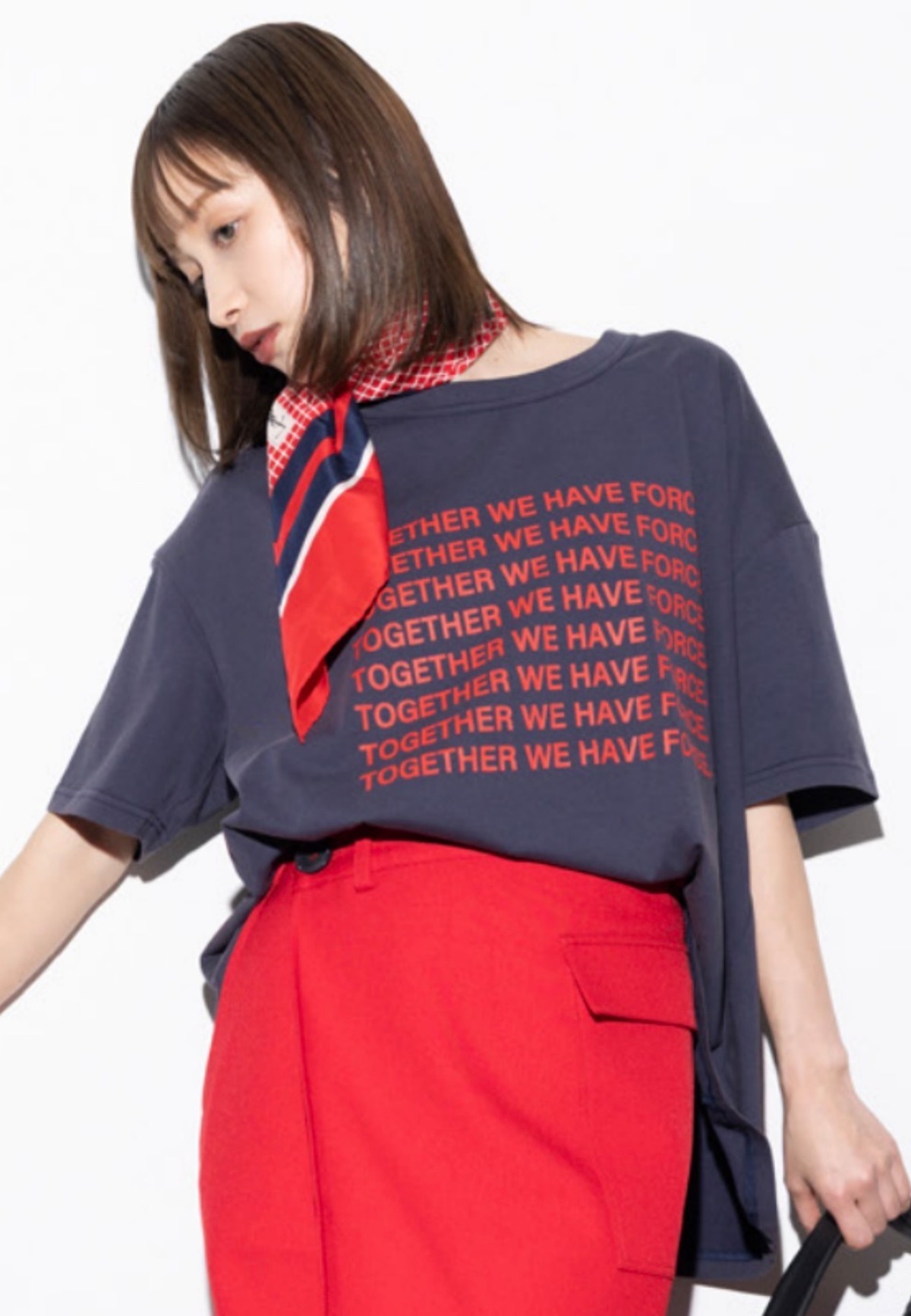 TOGETHER logo TEE マルゴー 大人女性 秋コーデ ブルーオニオン
