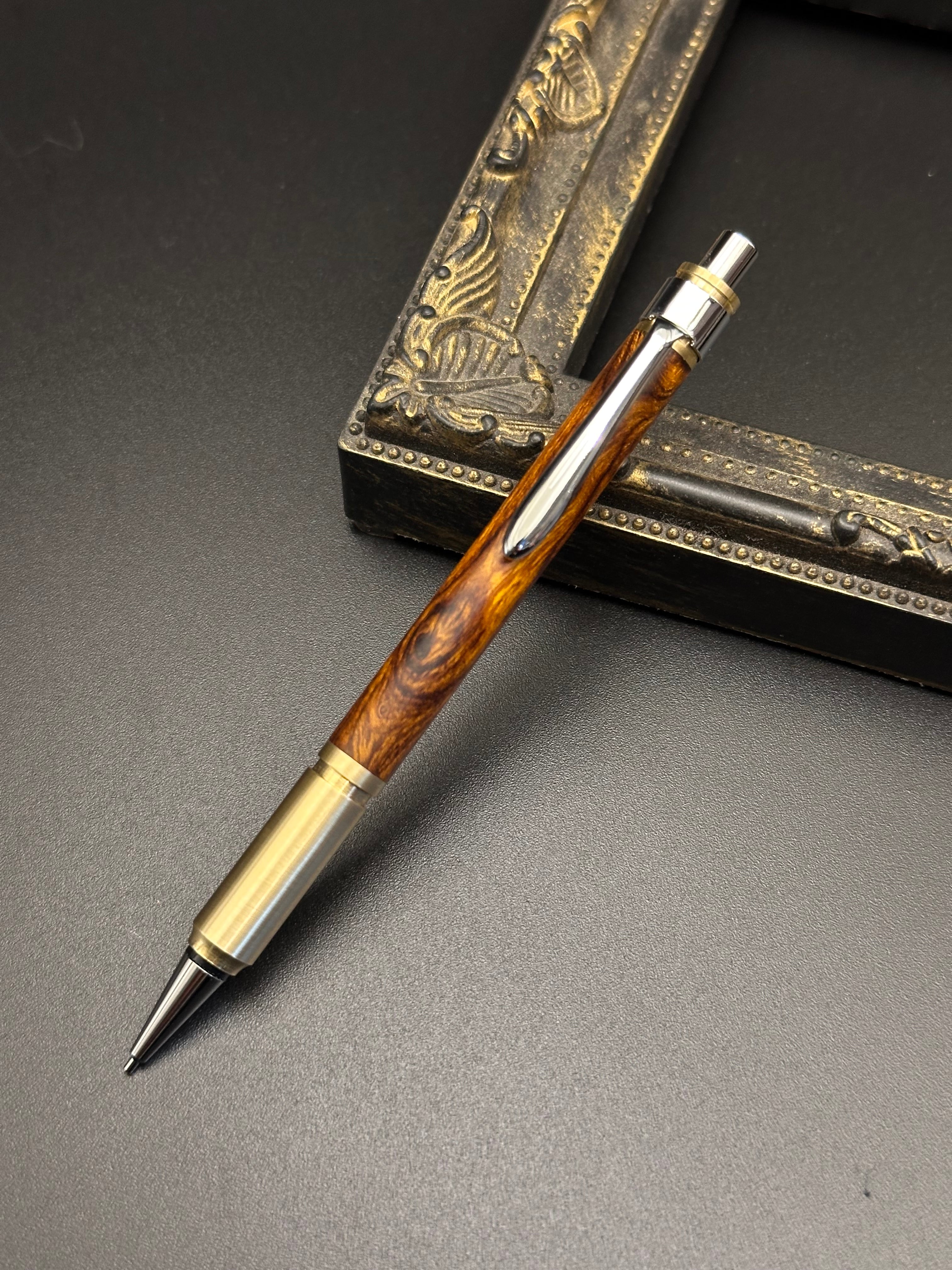 ﾌﾞﾗｼﾞﾘｱﾝﾛｰｽﾞｱﾏｿﾞﾝﾛｰｽﾞ/木軸サンピューラ シャープペンシル オリジナル