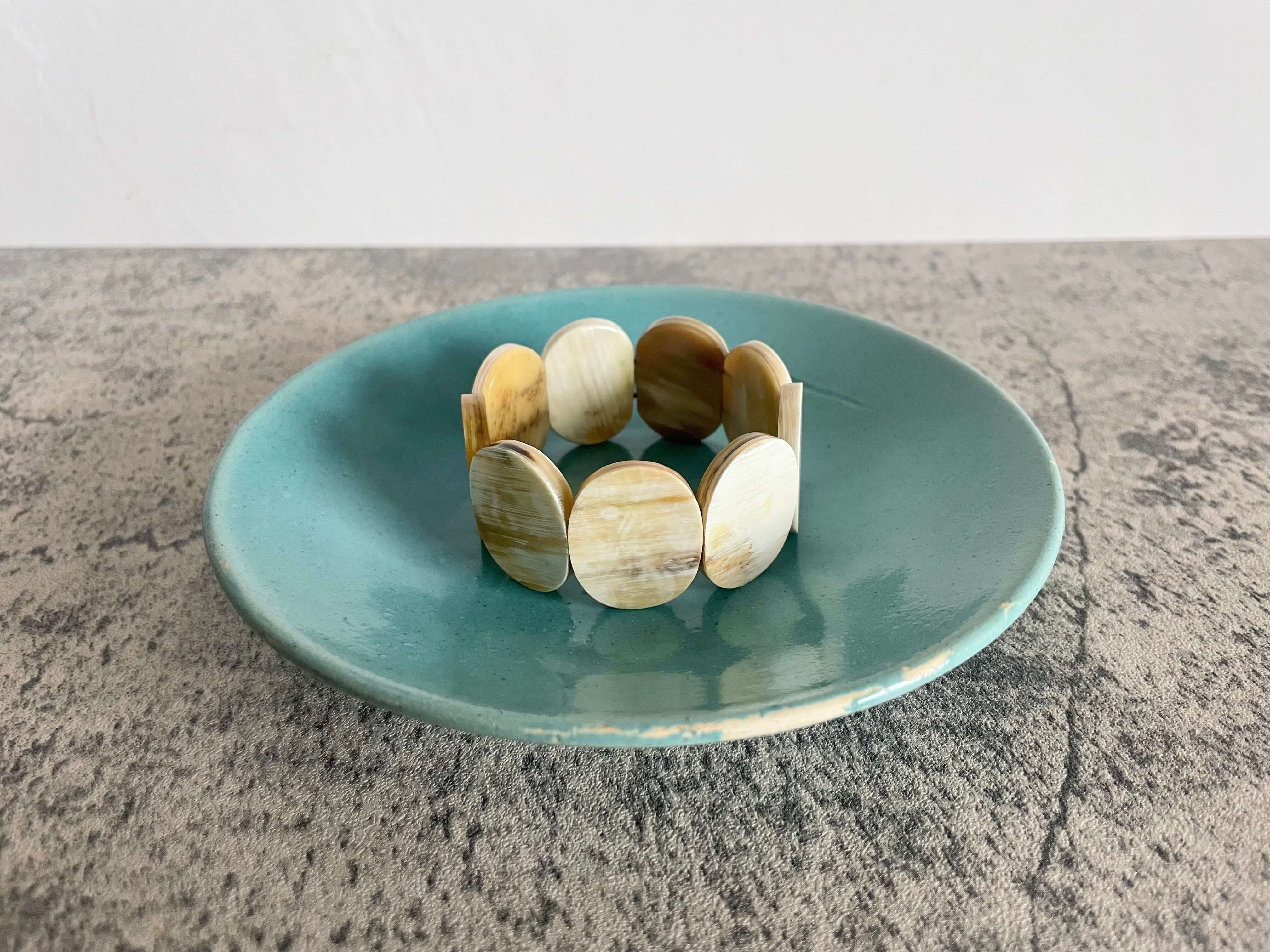 バッファローホーン バングル（スカラップ）