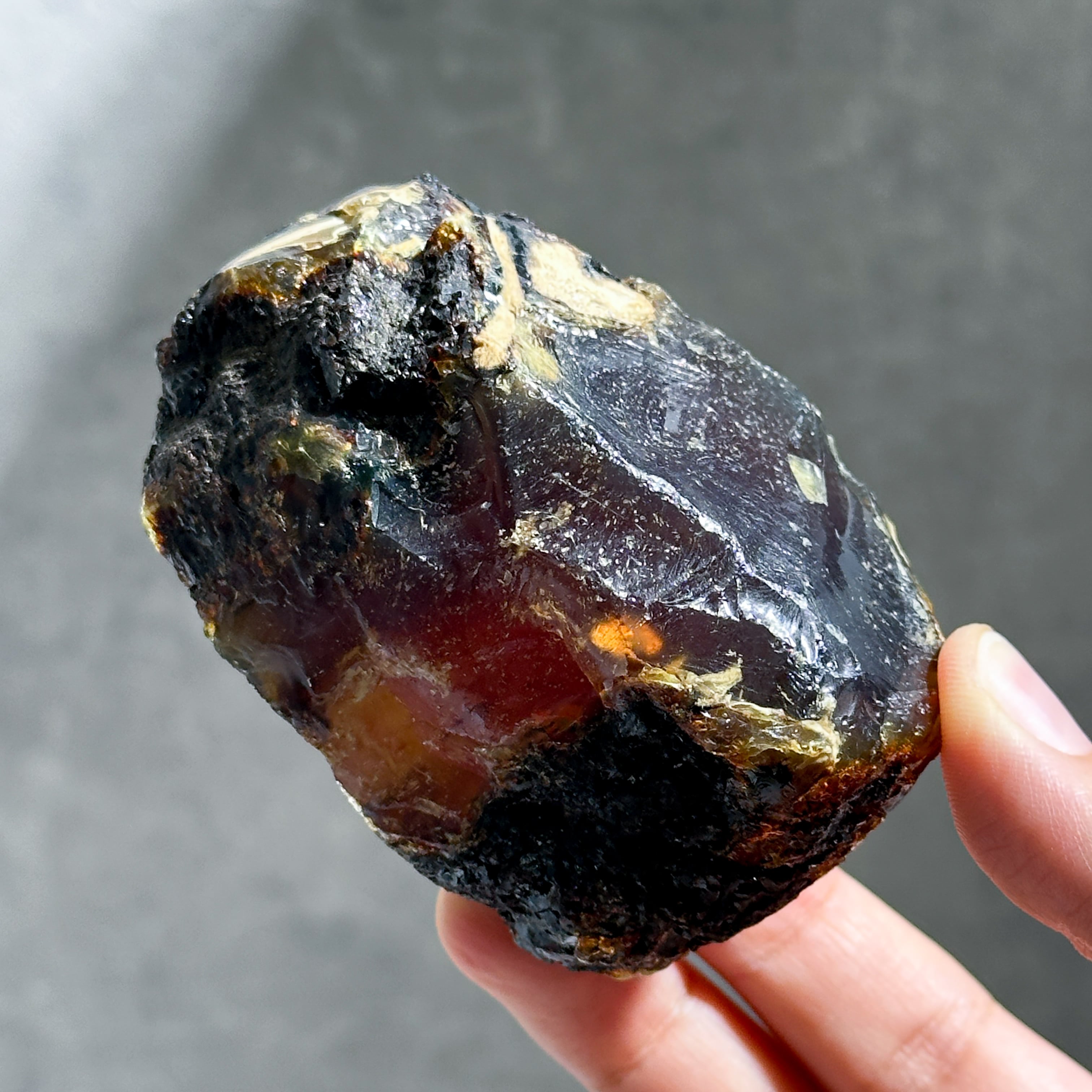 天然琥珀ブルーアンバー72◇ Blue Amber ◇ 天然石・鉱石・パワーストーン