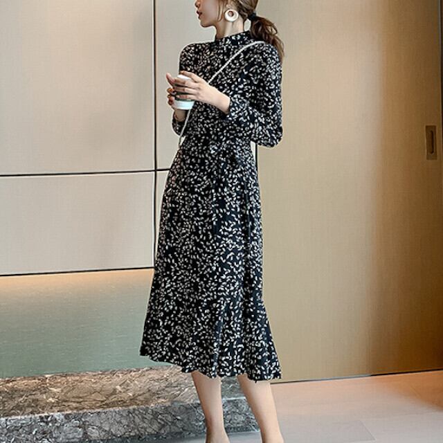 ワンピース ドレス レディース ワンピース シフォン 長袖 詰襟 Aライン ミドル丈 ミモレ丈 ひざ下丈 ブラック 花柄 S/M/L/XL