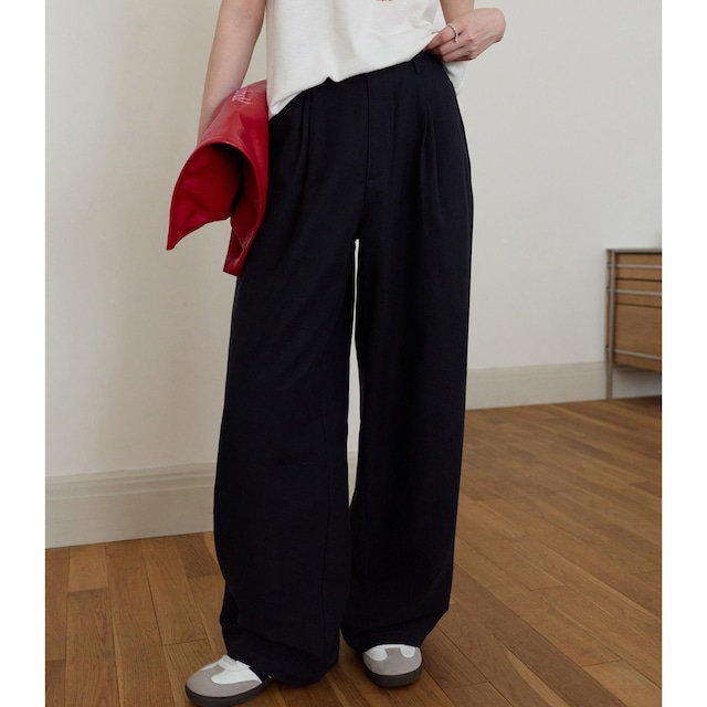 tuck wide straight pants