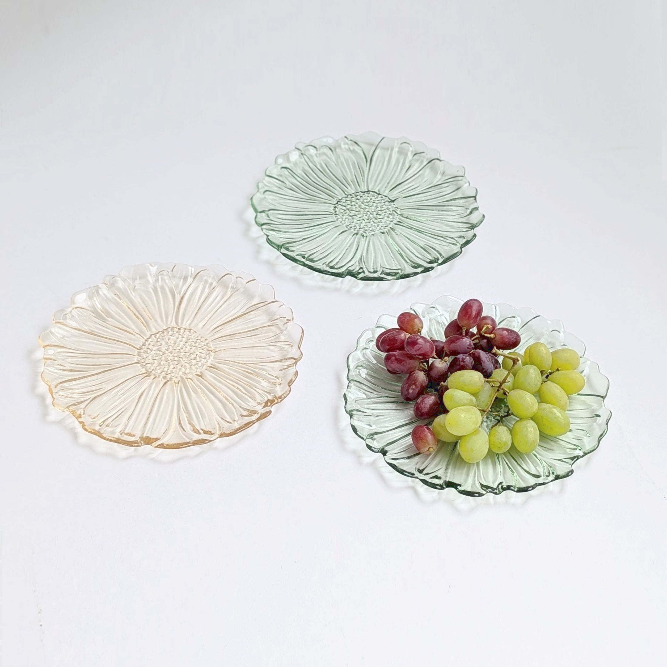 FLOWER EMBOSSED PLATE (M) | BamBooks the Heritage