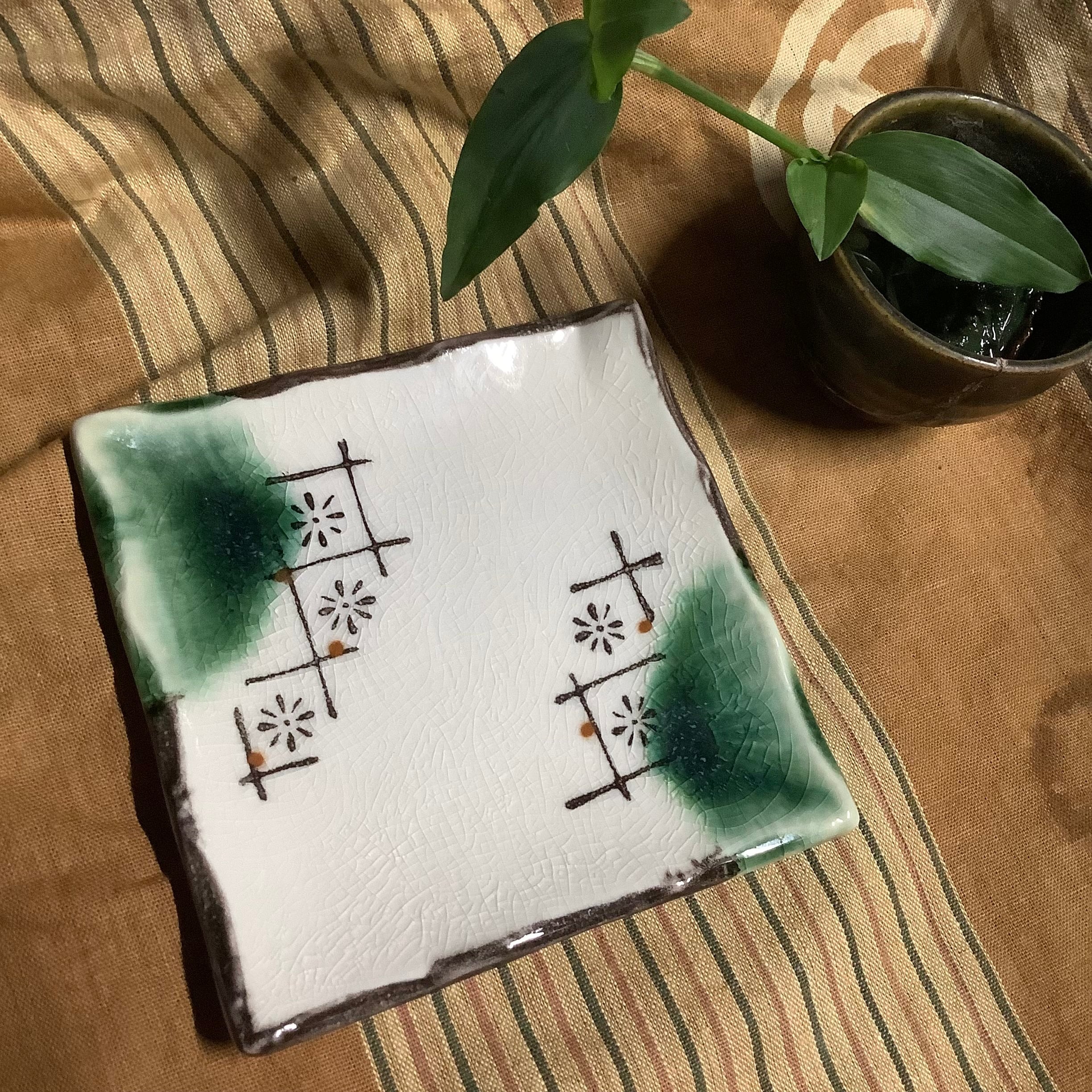 昭和レトロ たち吉 彫花鳥 角皿 | 骨董 かりん