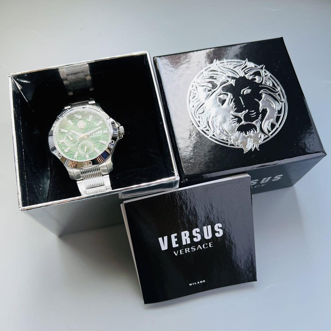 ヴェルサス ヴェルサーチ 腕時計メンズ 46mm クォーツ 新品 シルバー