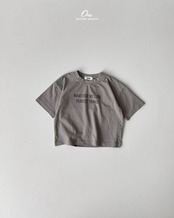 【取寄/韓国直送】ONU 26/AU レタリング半袖Tシャツ|秋服|韓国子供服