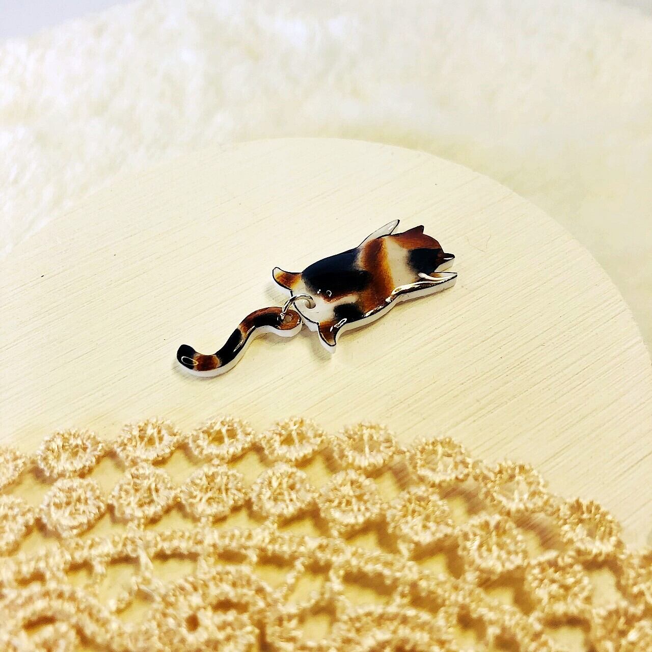 ฅ❤️ アンブレラマーカー　レジン　猫　ねこ　チャーム ฅ❤️ アンブレラマーカーレジン猫花ねこチャーム