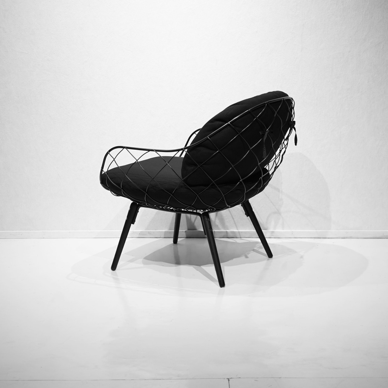 MAGIS PINA LOW CHAIR / イタリア モダン 名作 デザイナーズ チェア マジス ピーニャ パーソナルチェア ラウンジチェア Jaime Hayon（Cassina,Fritz Hansen）