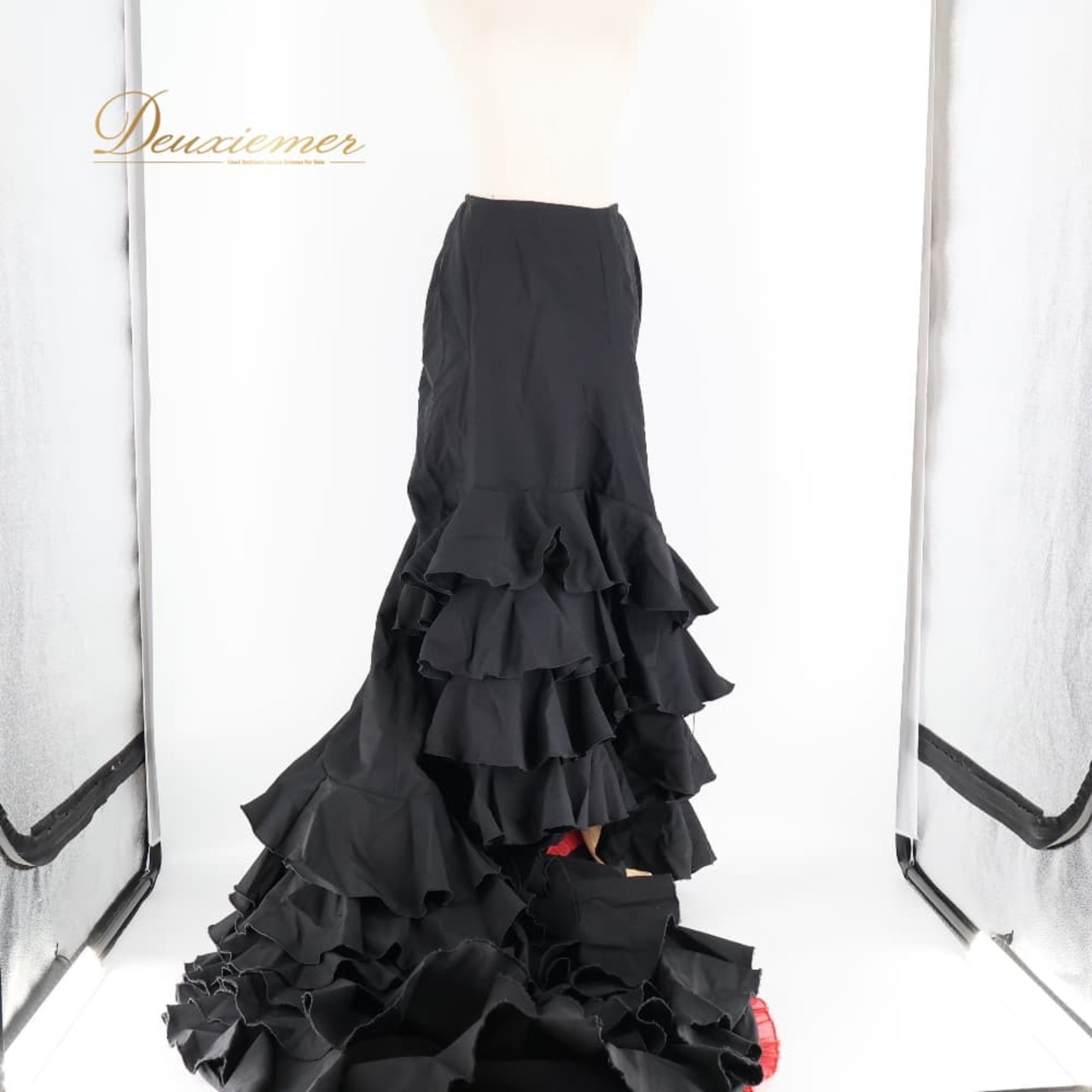 フラメンコ 衣装 バタデコーラ ファルダ スカート ブラック系 レッド系 黒 赤 無地 ボランテ フリル ダンス パーティ 発表会 民族衣装 舞台衣装 ダンス衣装 レッスン 発表会衣装 ステージ
