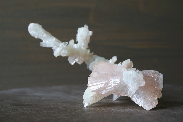 アポフィライト/スティルバイト/カルセドニー 　Apophyllite/Stilbite/Chalcedony 860