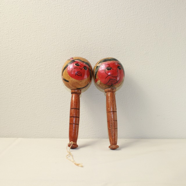 ベネズエラの民族系打楽器　マラカス　ペア