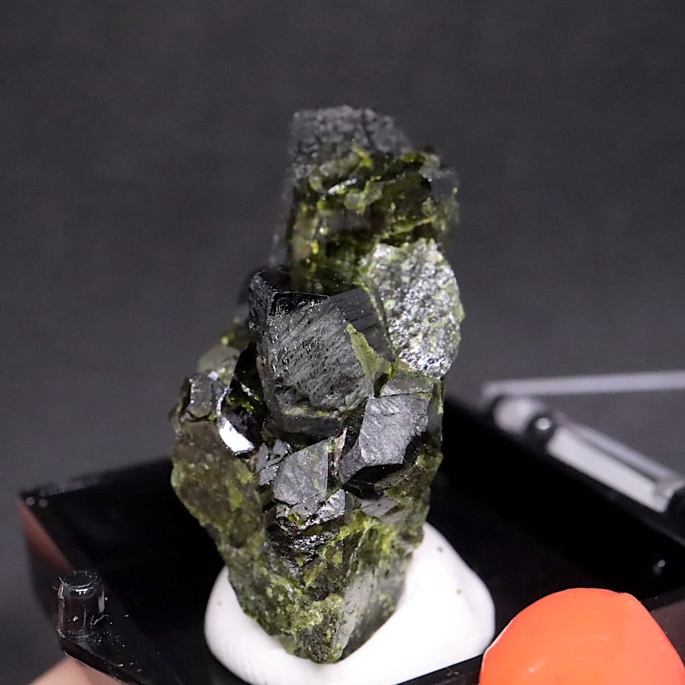 エピドート 緑簾石 14.4g EPD052 原石 鉱物 天然石 パワーストーン