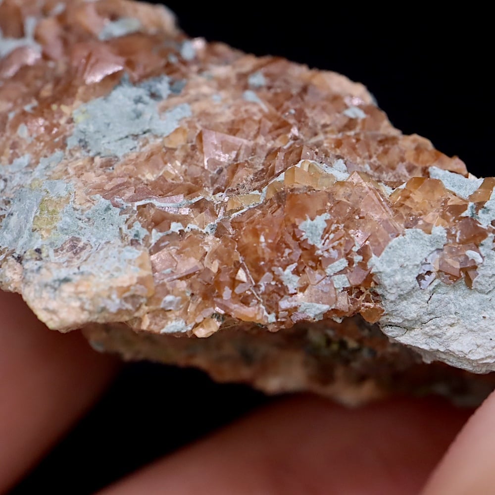 希少！アンドラダイト ガーネット トレモライト 柘榴石 透閃石 55.8g