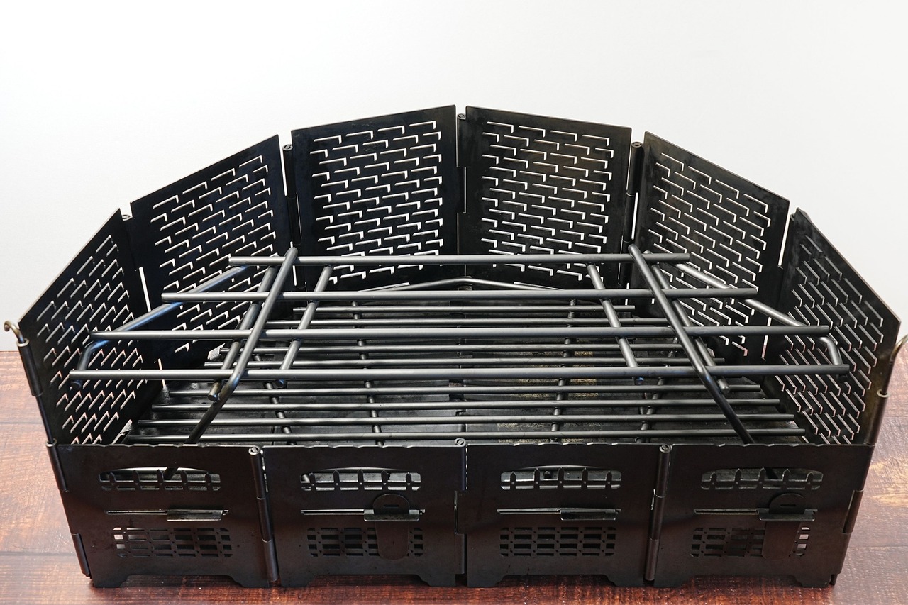 ロダン焚火台対応　炭床“エールMGT” ／ ミカヅキロストル＆スタンド“Cour ＆ aid MGT”　窒化黒染（タフトライド）バージョンセット