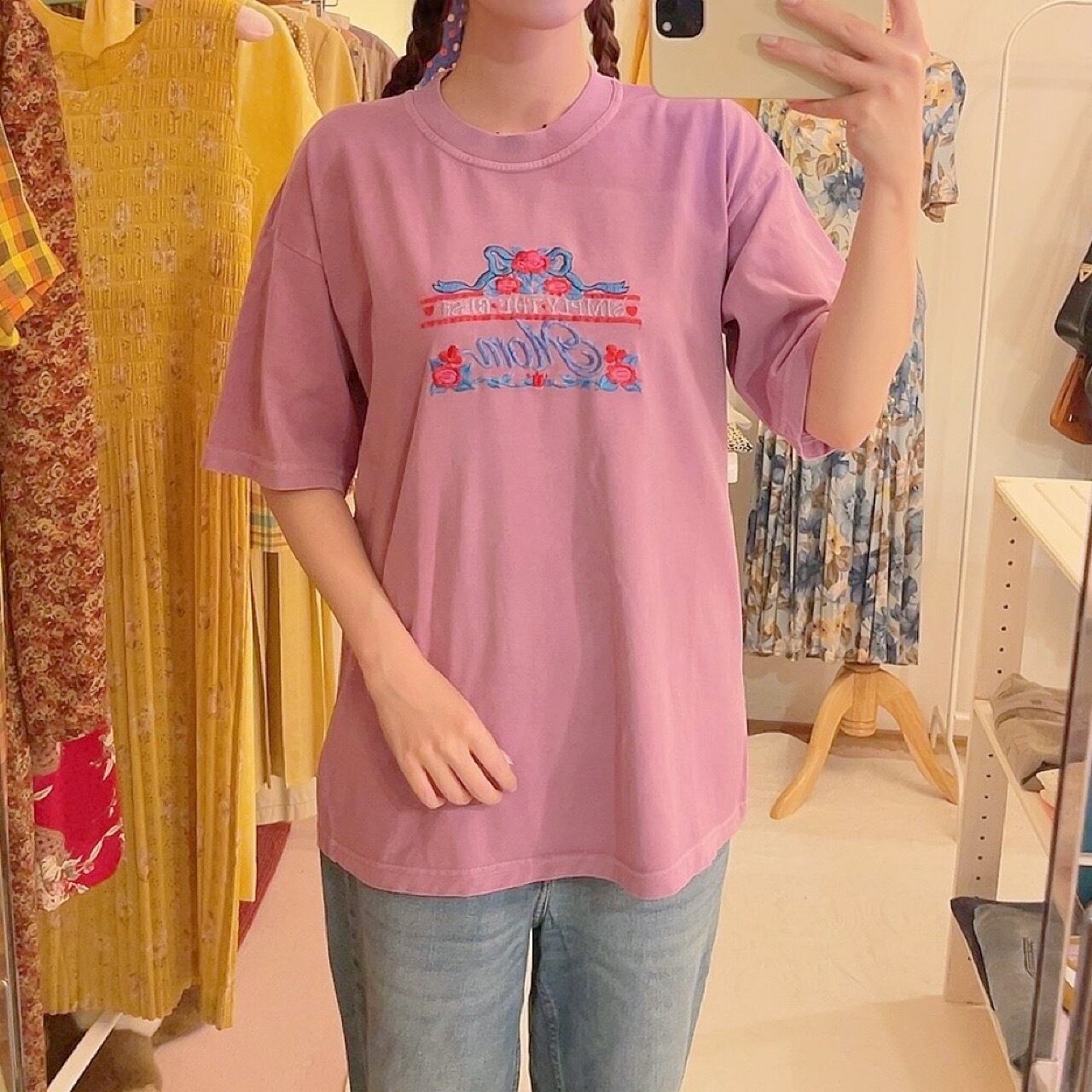 lavender ribbon embroidery T-shirt