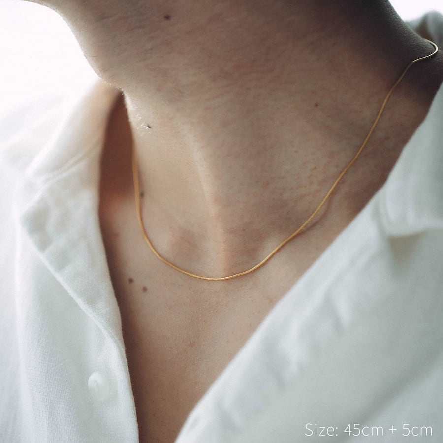 thin snake necklace (gold) #n53 | garcia