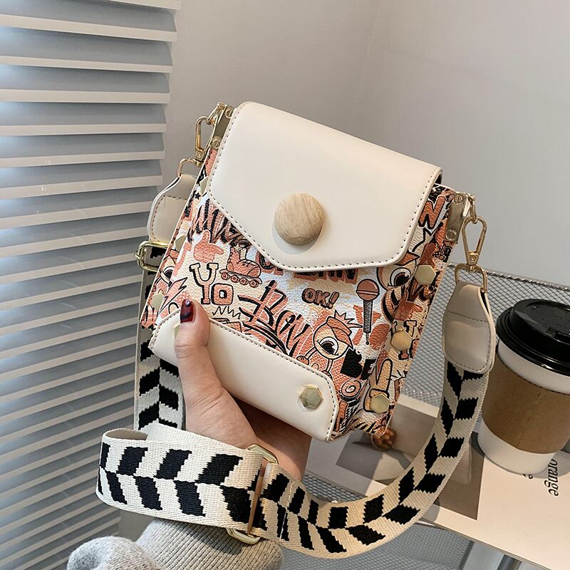 サマー 夏物 スクウェア メッセンジャーバッグ ワイドショルダー 手作りハンドバック84443503116