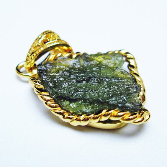 モルダバイト ペンダント 原石 ペンダントトップ メール便可 [M便 1/20] 199-427