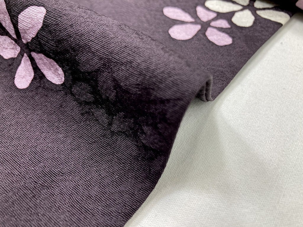 金駒刺繍 花づくし 桜 金箔 振袖 正絹 紫 濃色 黒 白 ピンク 038