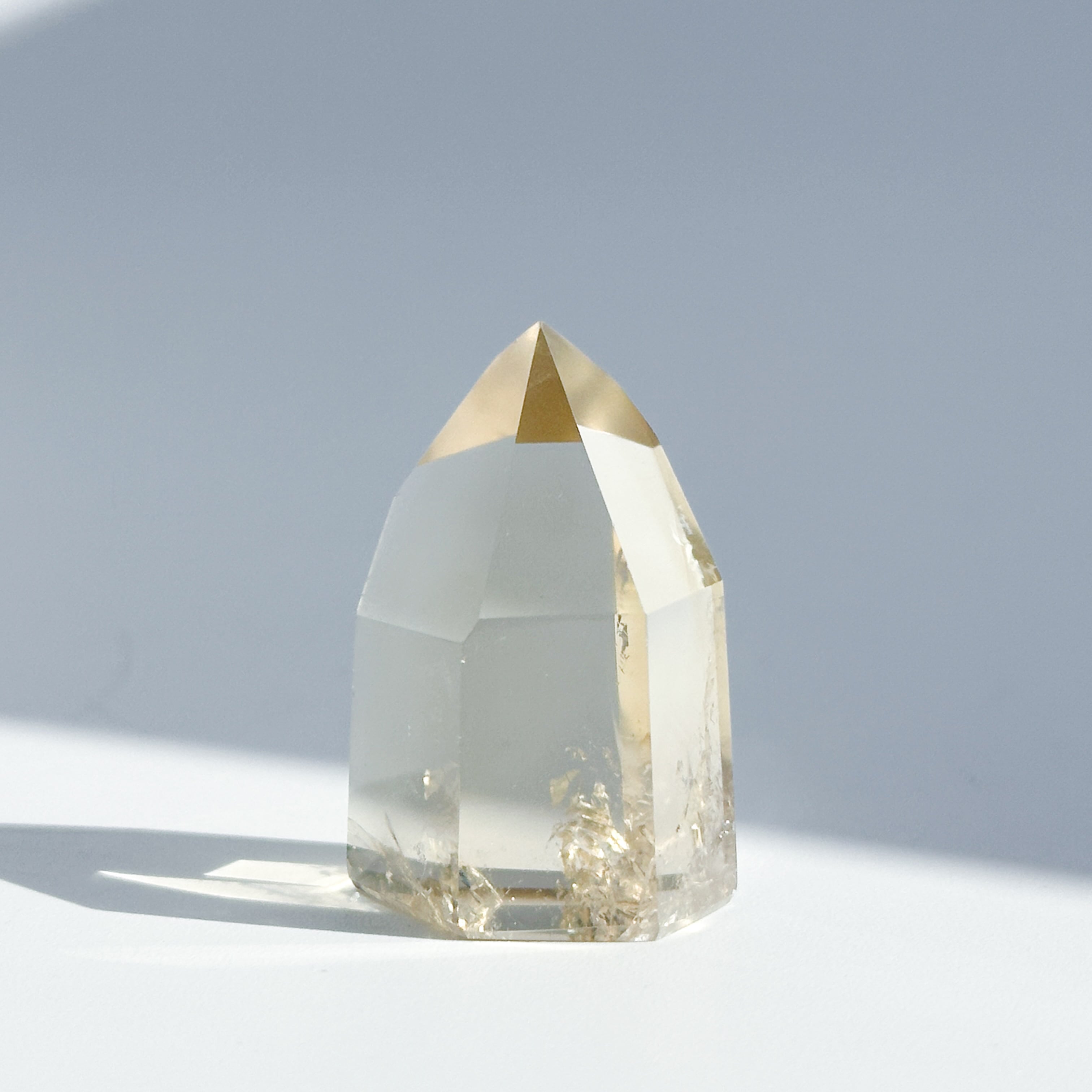 シトリン（黄水晶） タワー 72◇ Citrine ◇ 天然石・鉱物