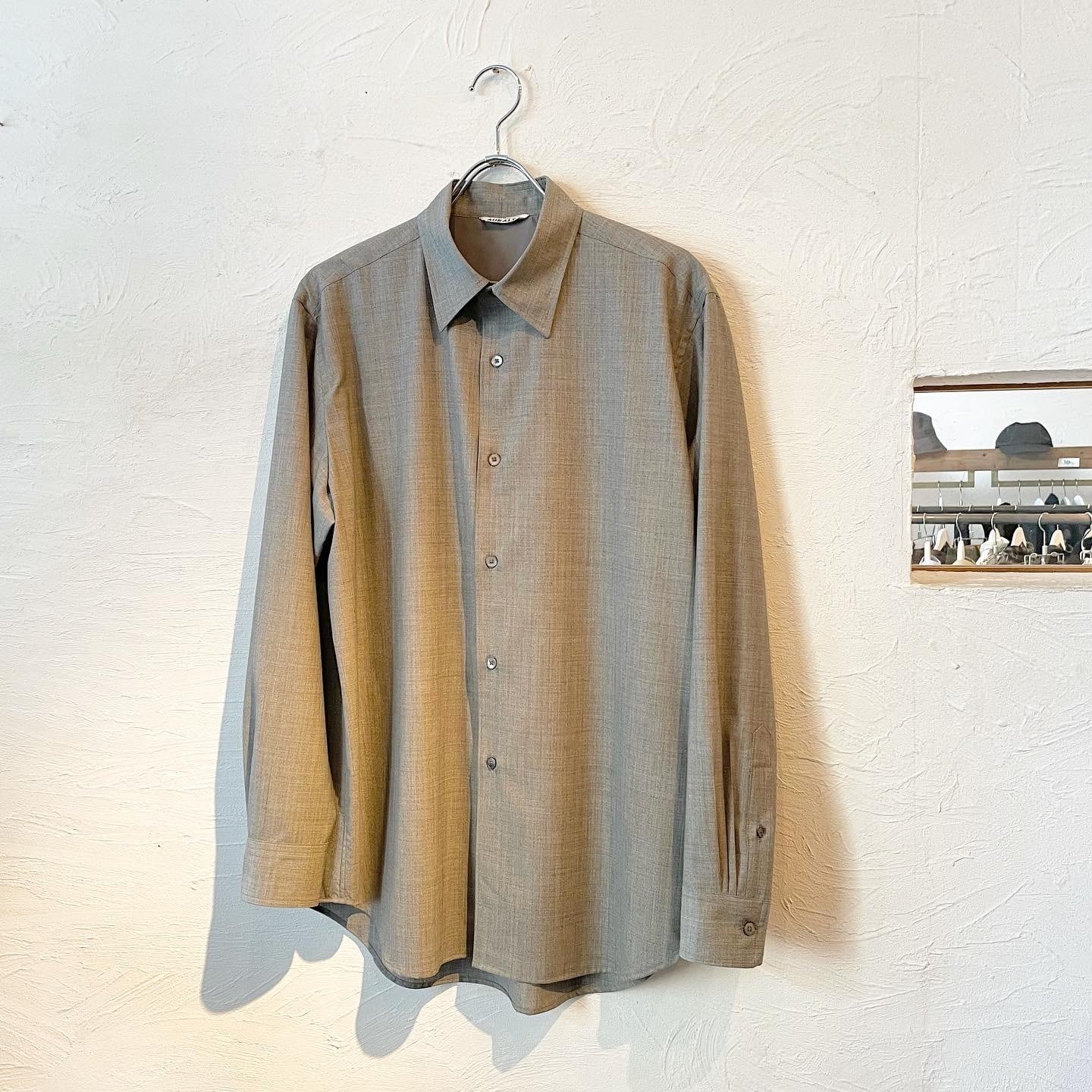 AURALEE(オーラリー)2023ss SUPER FINE TROPICAL WOOL SHIRT