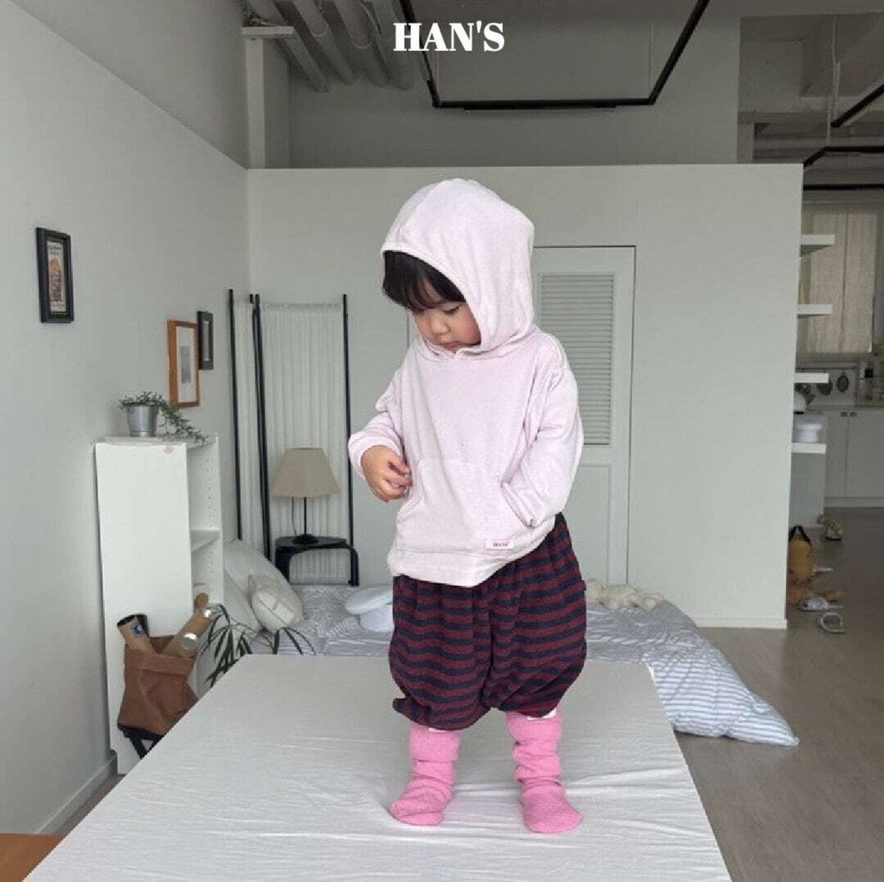 【取寄/韓国直送】Hans ジェニーフードTシャツ｜秋服｜韓国子供服｜26/AT