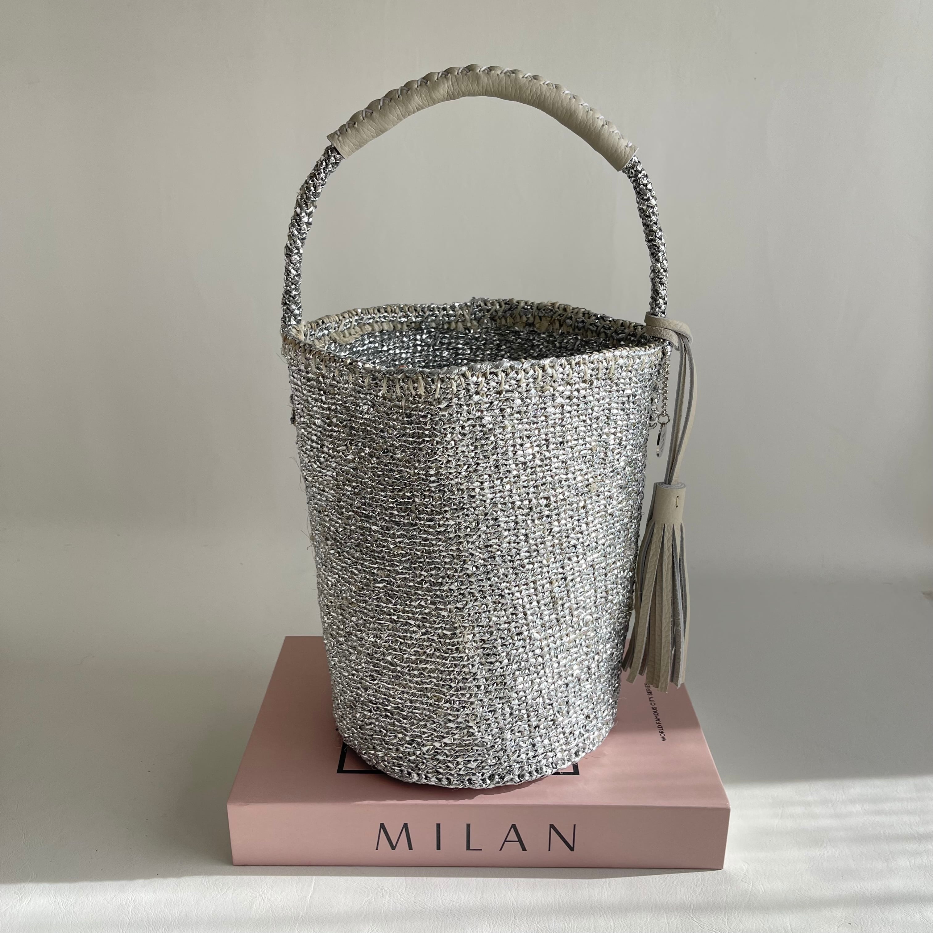 限定即納】OVAL Kago-Bag / Petite Size / レザータッセル＆ポーチ付