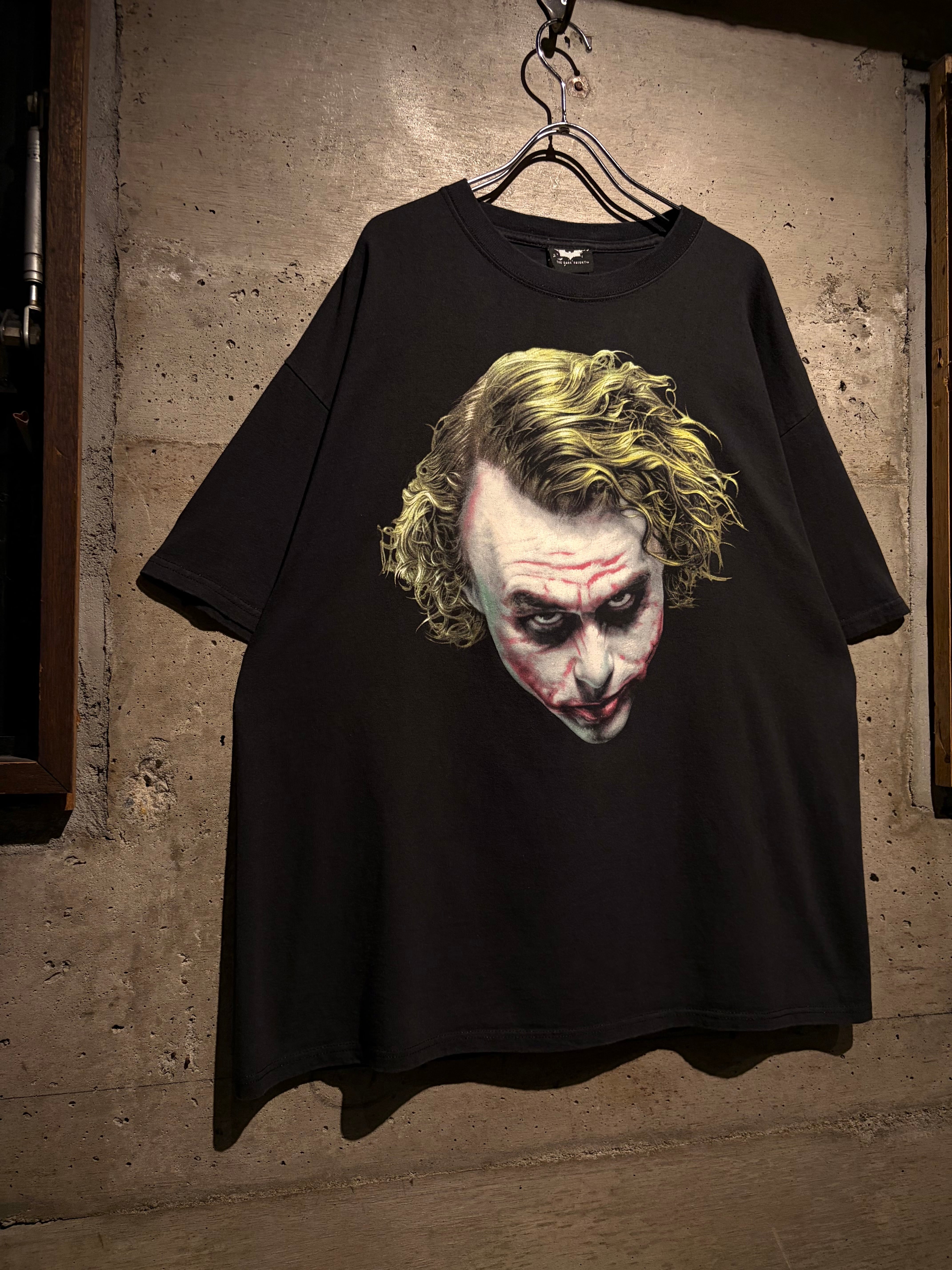 Caka】“THE DARK KNIGHT”“Joker”Big Face Design T-Shirt | Caka(カカ