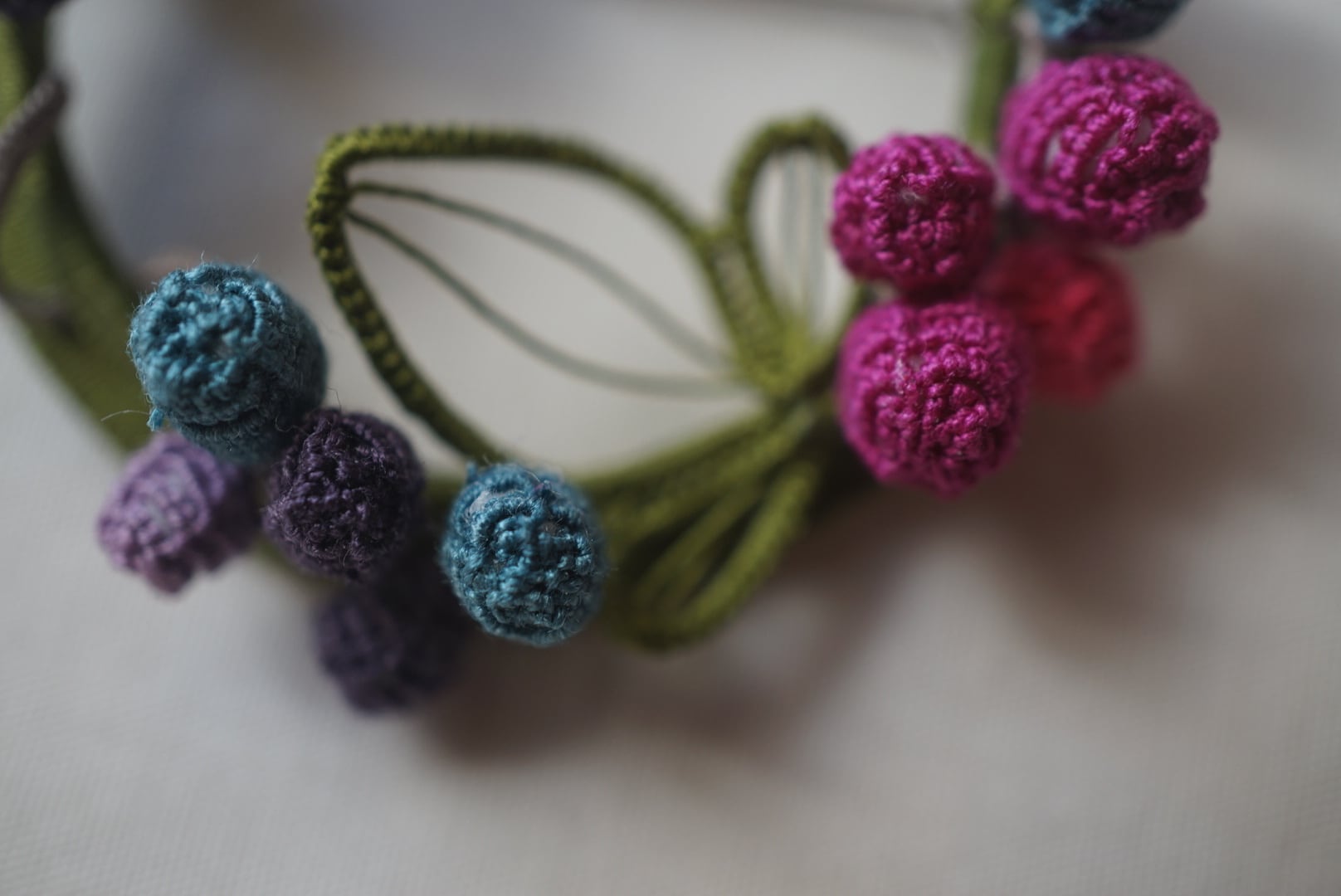 《限定》野葡萄のリースブローチ