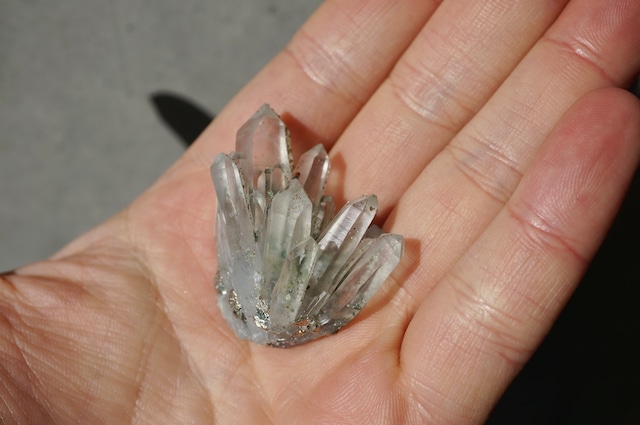 ブルガリア産クォーツ/パイライト/クローライト Quartz/Pyrite/Chlorite 2008