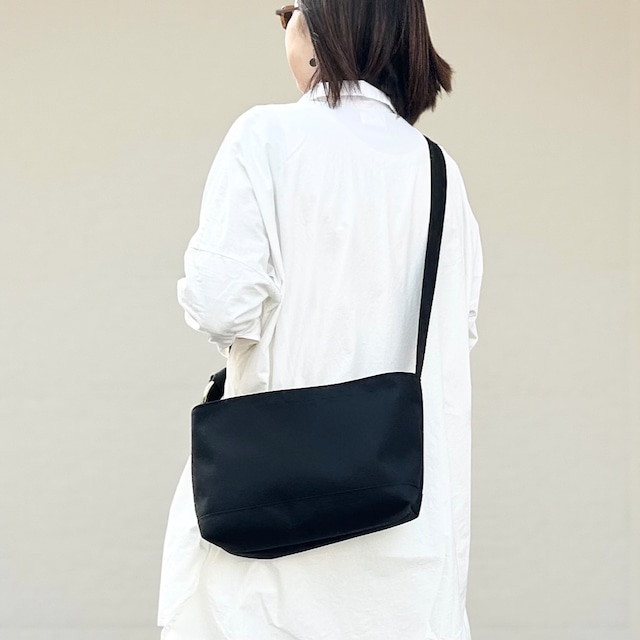 ＜即納商品＞　DRIFTER-S：ブラック（コーデュラナイロン　撥水加工ナイロン素材ショルダーバッグ）